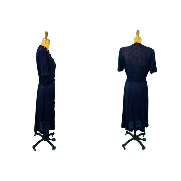 Vintage 1940s Blue Dress Scroll Neckline Shirtdress Packables | W 28" - Picture 7 of 10